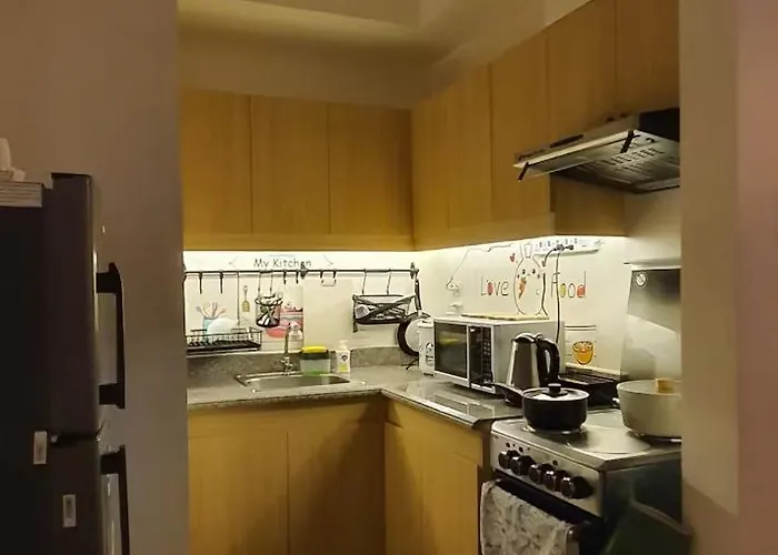 Modern And Cozy 2-bedroom In Prime Location Apartment