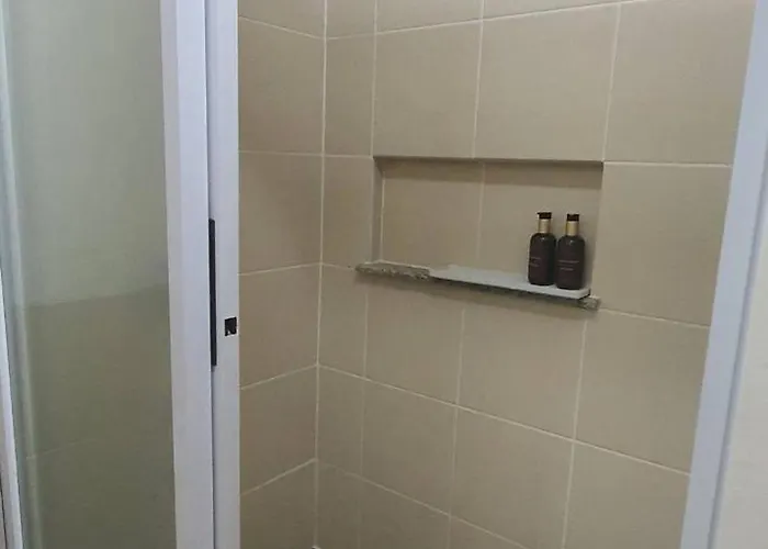 Modern And Cozy 2-bedroom In Prime Location Apartment